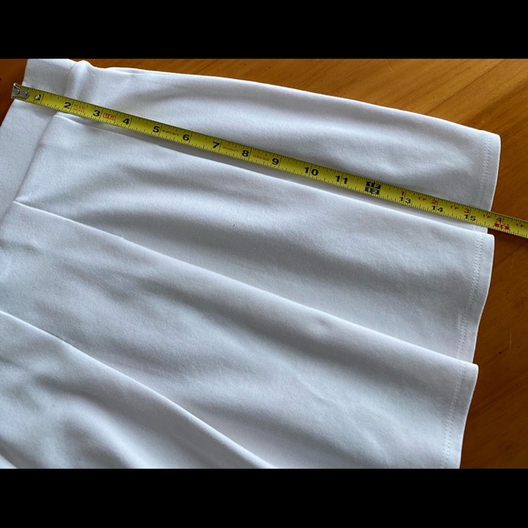 Off white mini skirt size M Brand New never worn. - Picture 4 of 9